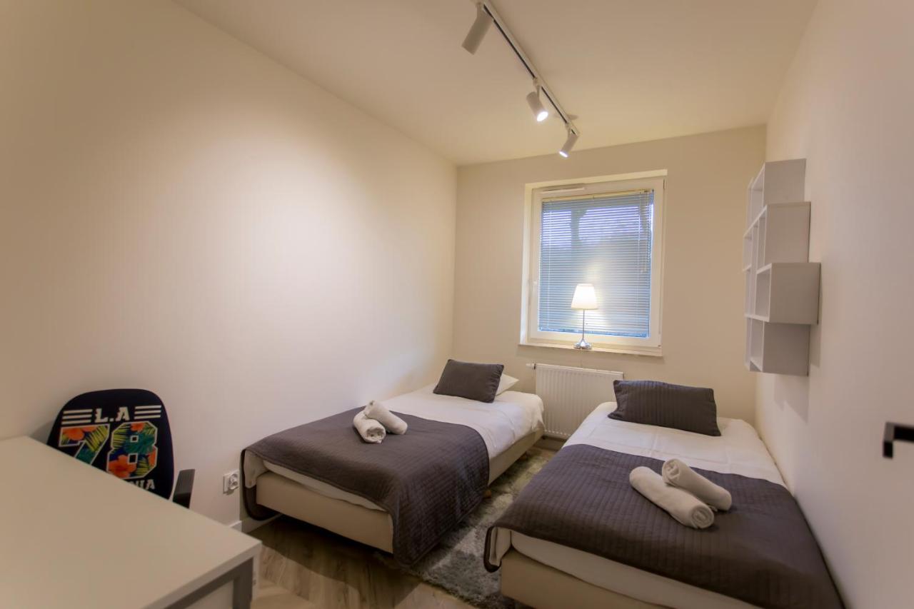 Home Inn Красков Екстериор снимка